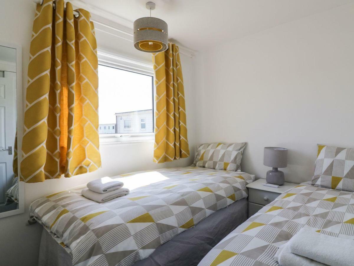 Sunbeach Chalets Great Yarmouth Extérieur photo
