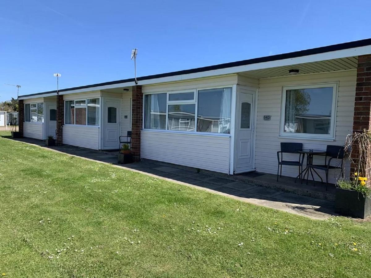 Sunbeach Chalets Great Yarmouth Extérieur photo